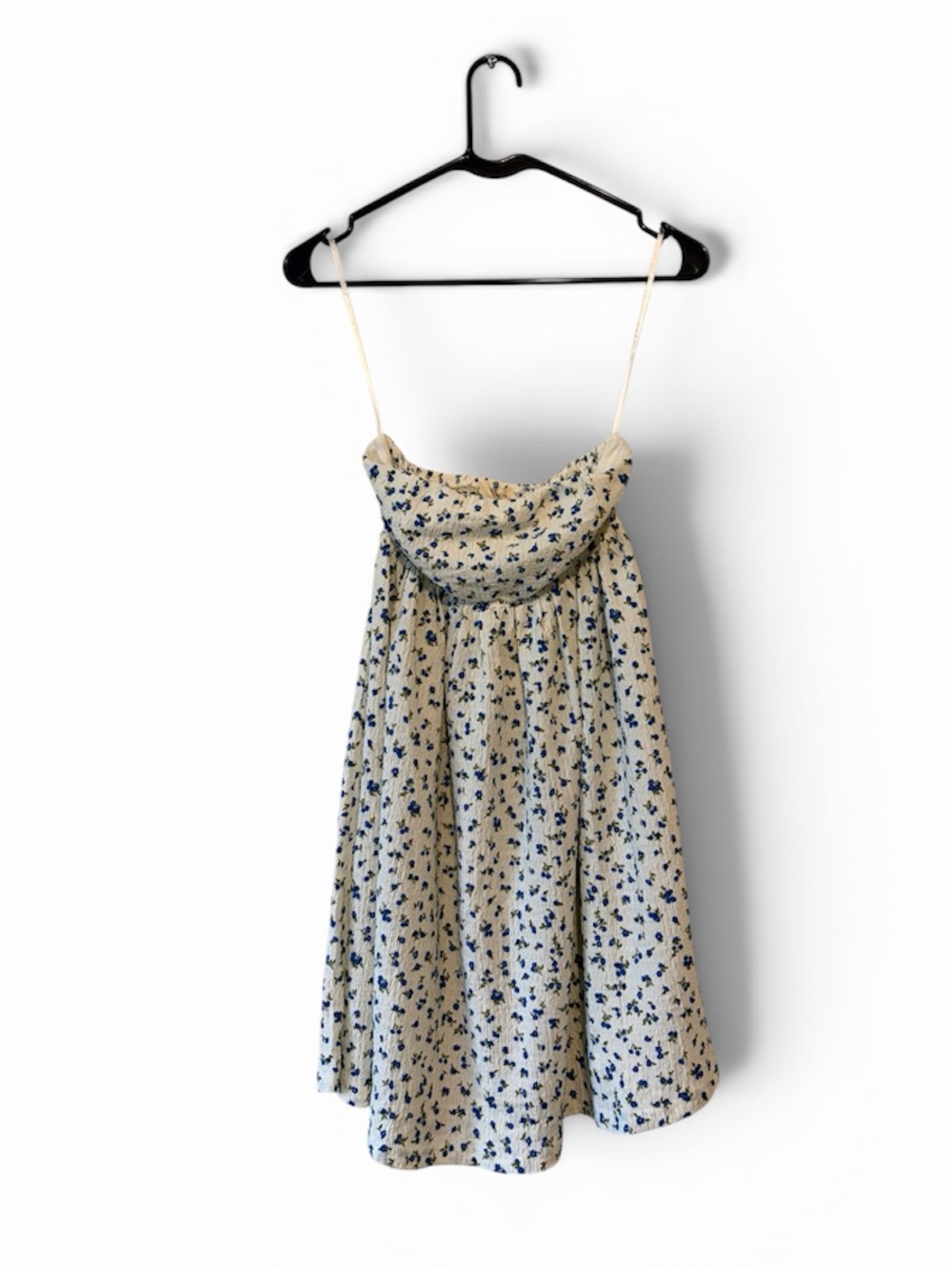 Kiss The Sky Ditsy Floral Strapless Babydoll Mini Dress - Picture 4 of 7